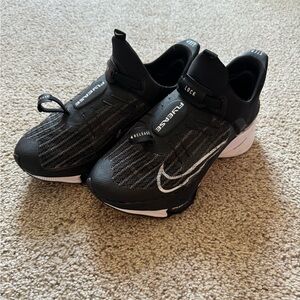 Nike Air Zoom Tempo Next% FlyEase